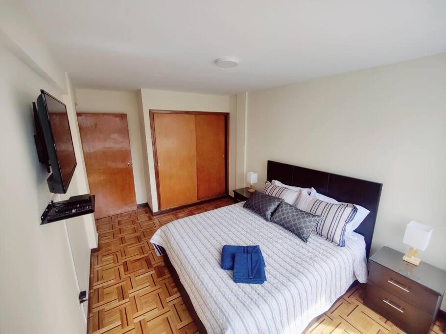 Comodo, Amplio Y Centrico Apartamento En Sopocachi Λα Πας Εξωτερικό φωτογραφία